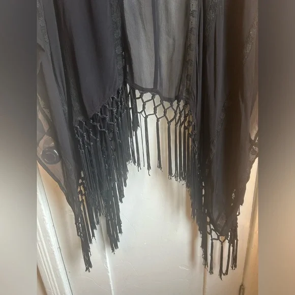 Free People x Muche Et Muchette Black Sheer Lace Fringe Kimono - Picture 6 of 10